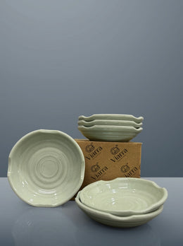 Cut Round Chat Plates-6 pcs